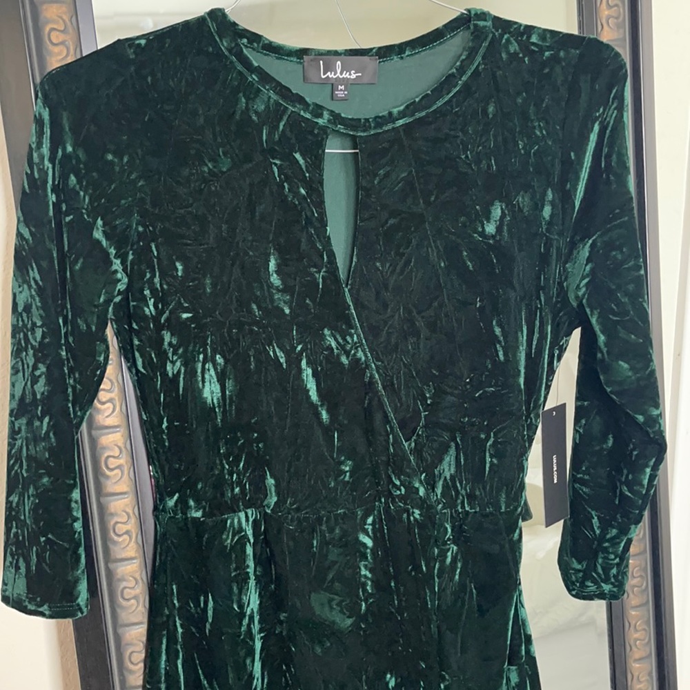 LULU’S Holiday Dress Medium